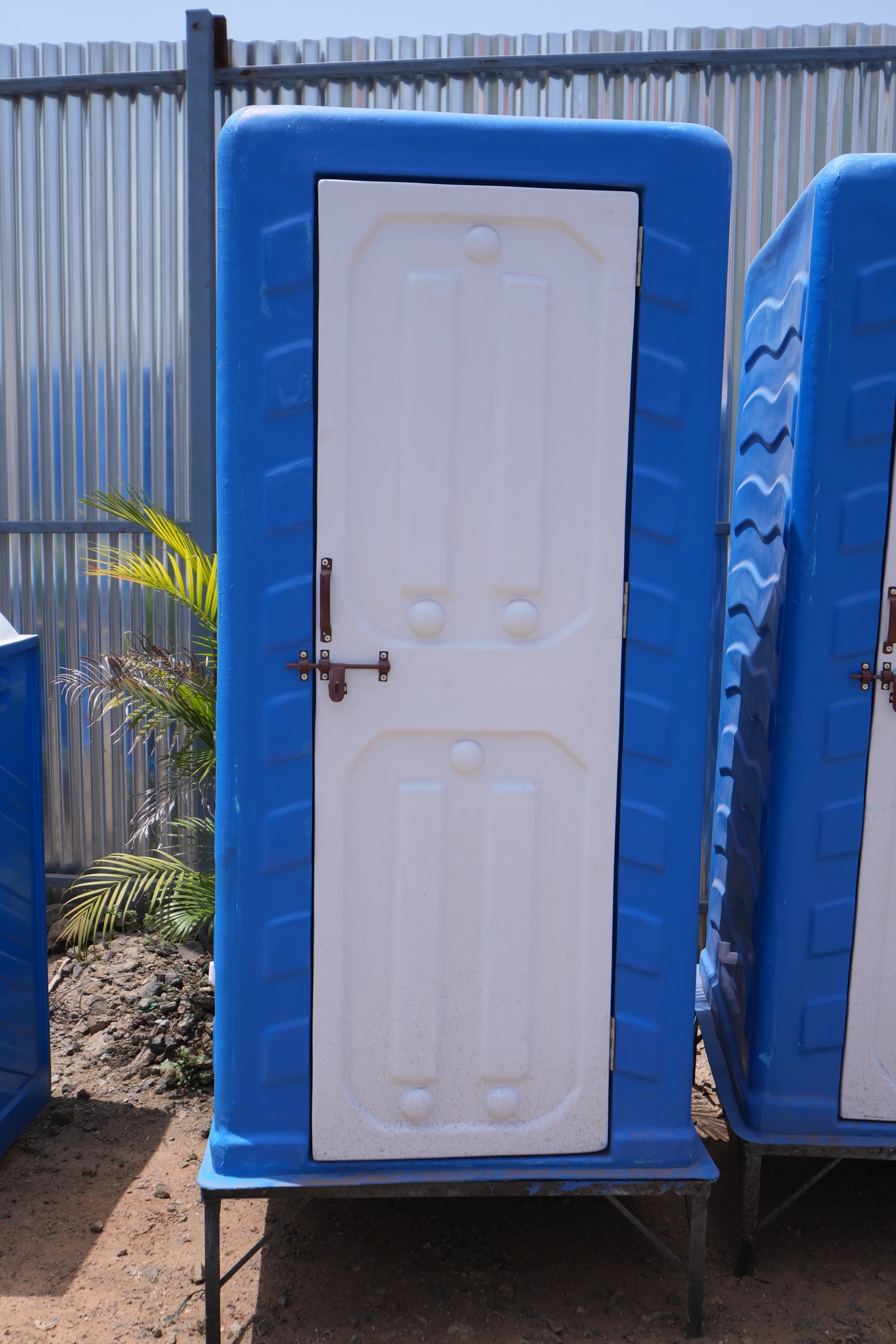 FRP Portable Toilet 3